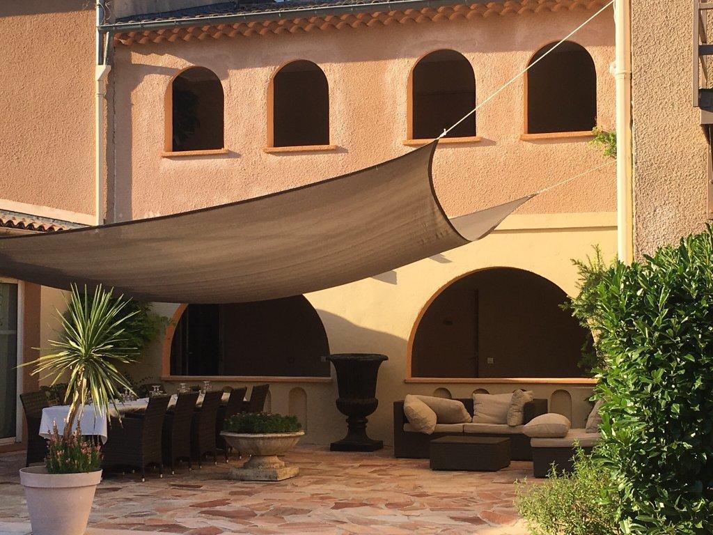 Logis Hostellerie De L'Abbaye Le Thoronet Exteriör bild